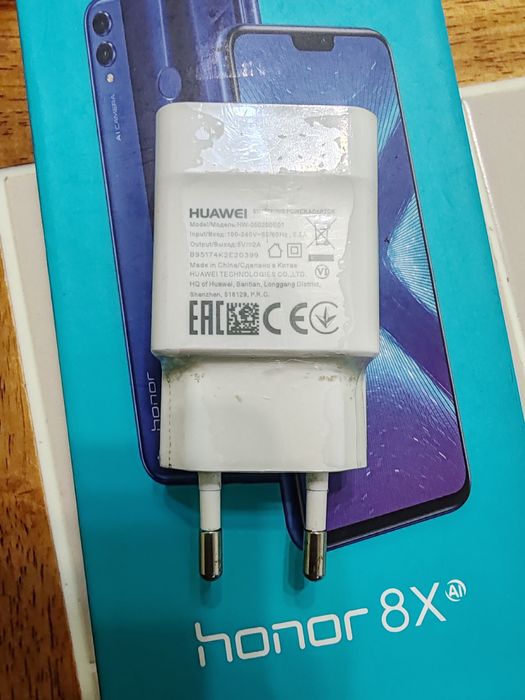Продам телефон HONOR 8X