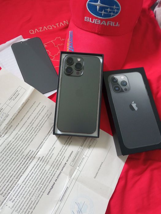 Продам Айфон 13про.