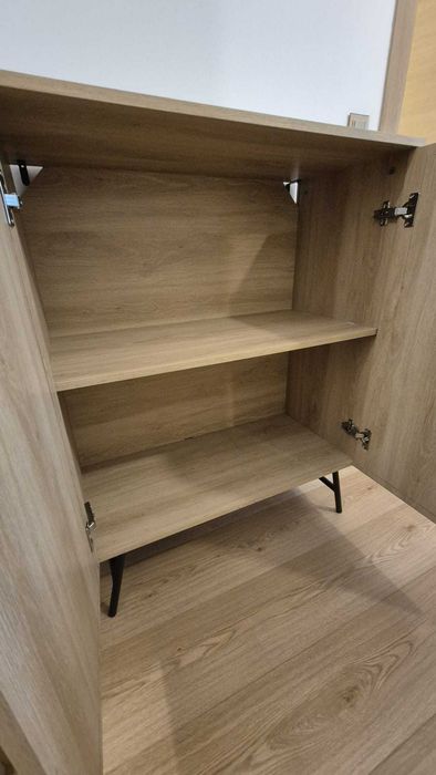 Comoda 2 usi cu fronturi ratan