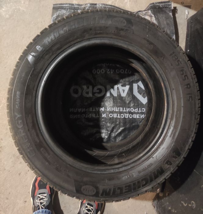 2 броя летни гуми michelin energy saver 185/65/R15