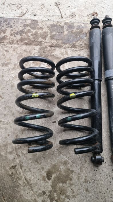 Пружина Pajero 3-4