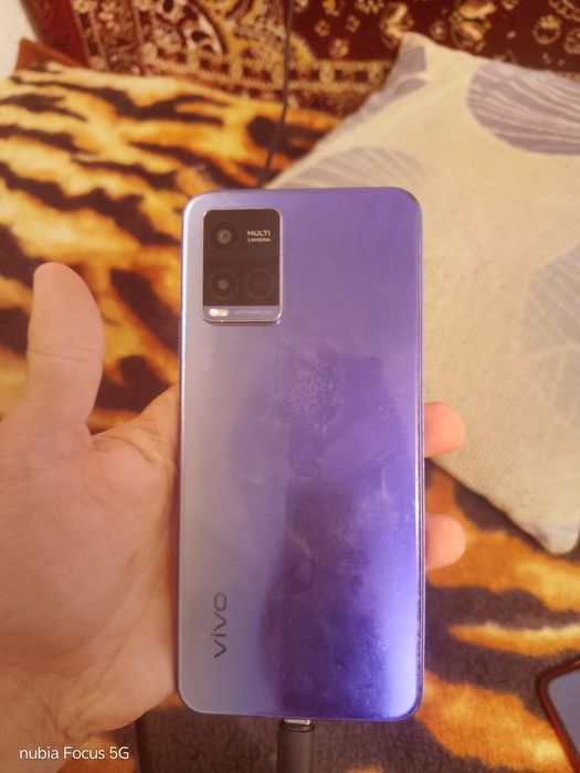 Продам VivoY21  в неплохом качестве