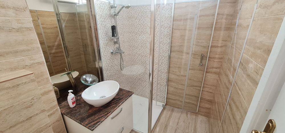 Inchiriez apartament central 2 camere