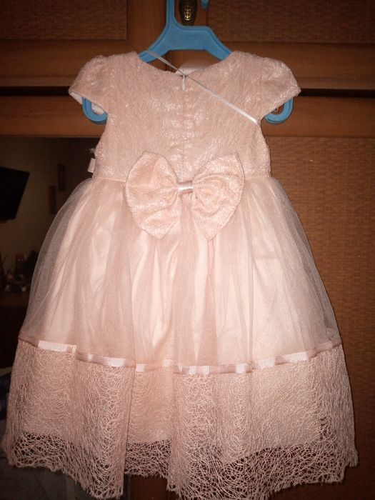 Нарядное  платье