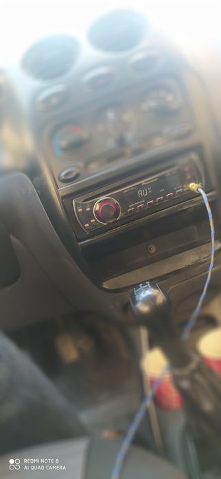 Holati yaxshi mejigar puliti bor 905 vido registrator bor