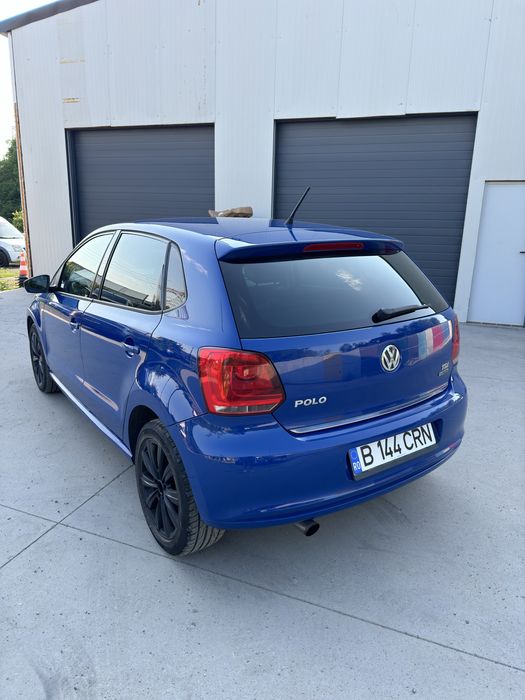 VOLKSWAGEN Polo 2010 — imagine 3