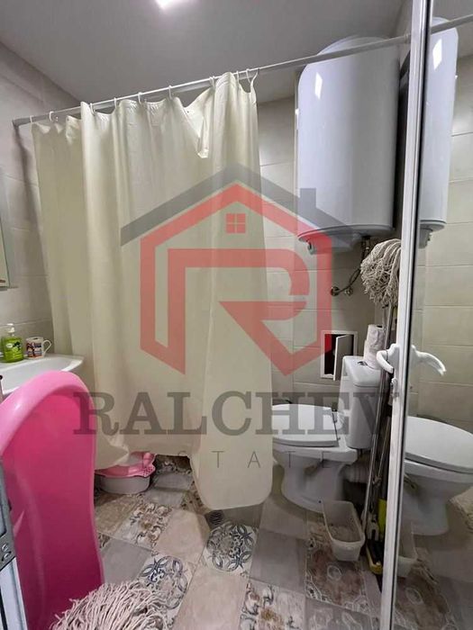 Тристаен апартамент под наем / Възраждане 3