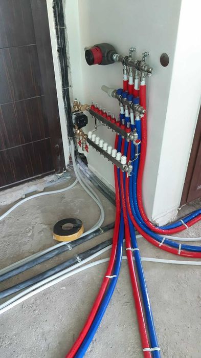 Смесителен модул ( помпена група ) за подово отопление с вентили и помпа Grundfos