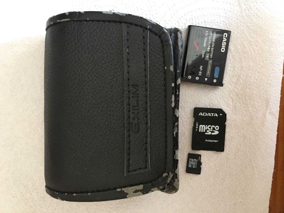 фотоапарат casio exlim EX-ZS50 - модел 2014г.