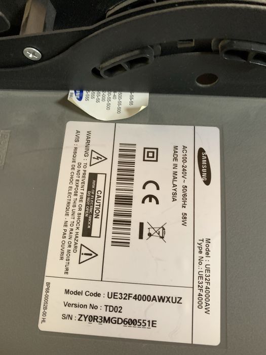 samsung 32 tali karobkasi yoq