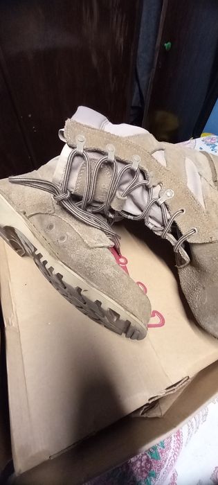 Bocanci  militari vara 27/41