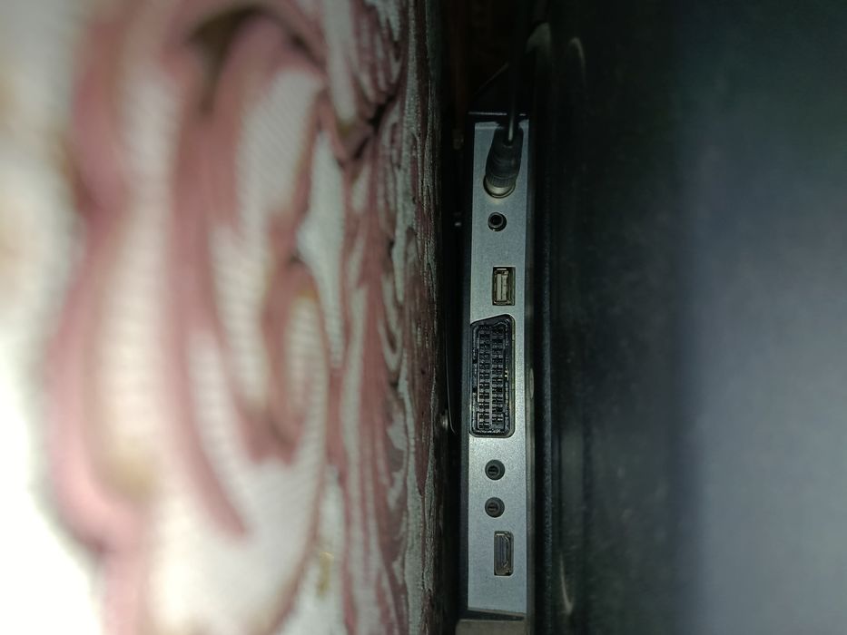 Телевизор Elenberg