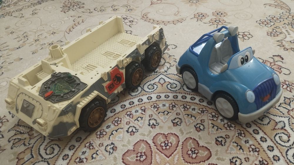 Игрушки, машинки