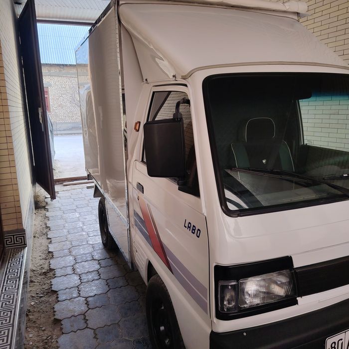 Labo 2011 metan sotiladi