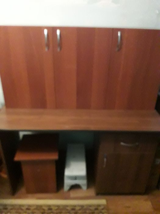 Школьный.стол.ишкаф.для.посцды