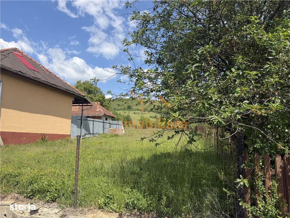 Teren Intravilan  Extravilan | De Vanzare | 1200 Mp | Rosia | Bihor |