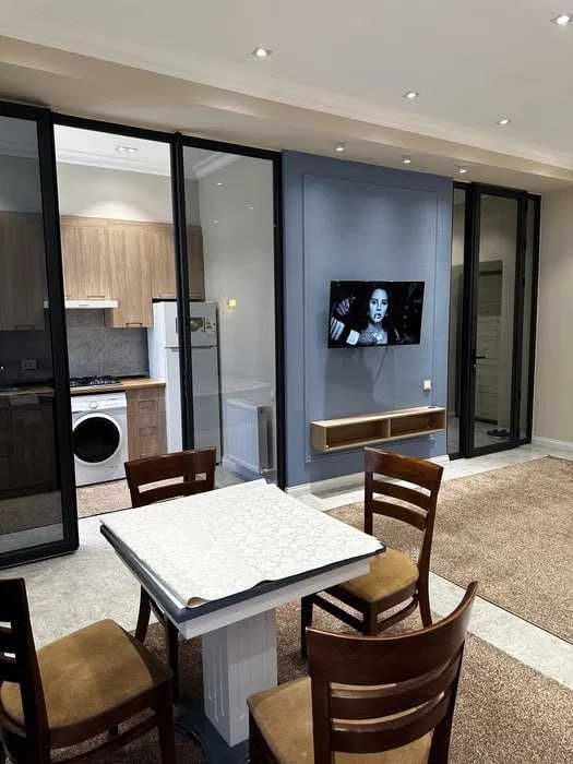 Олмазр ситида 1 хона Арендага бераман срочна! 989*