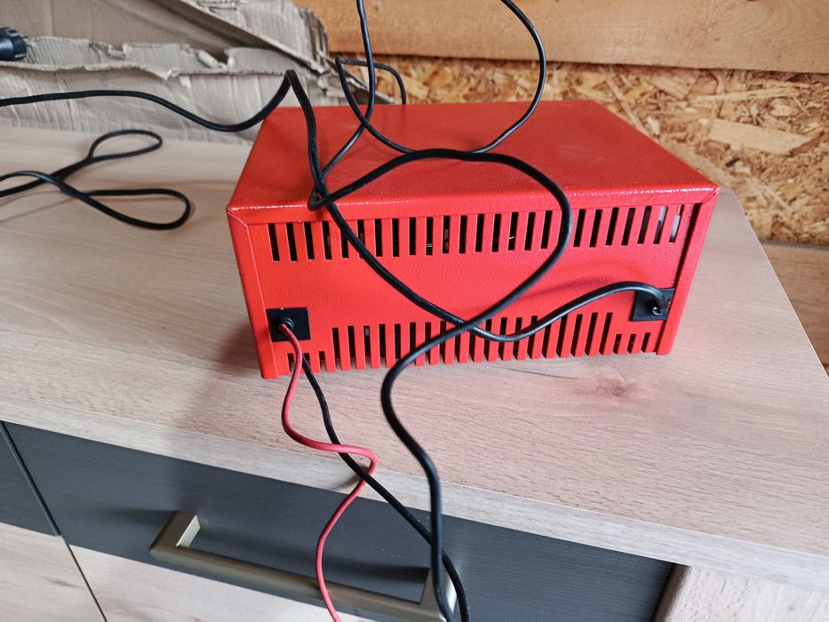 Încărcător baterie ABSAAR 9 AMP