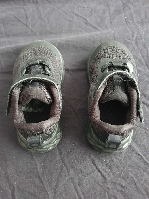 Adidasi copii Nike 22