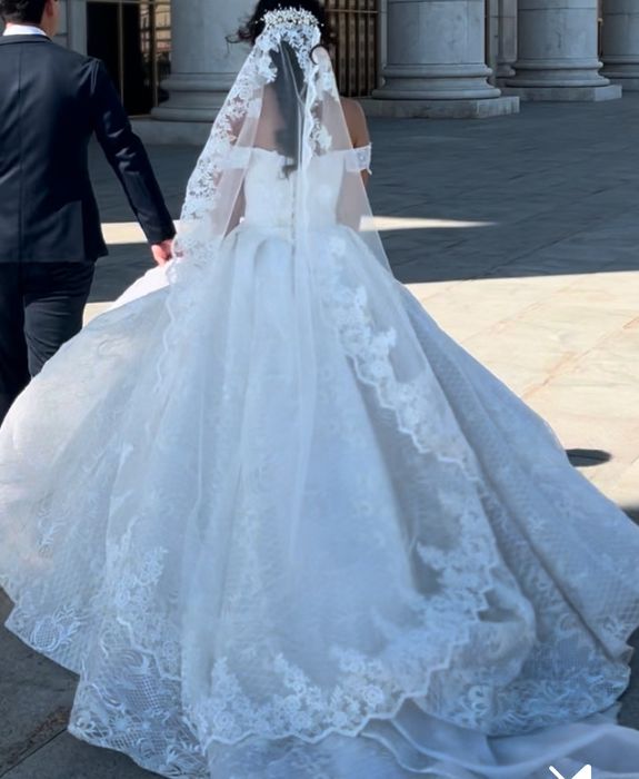 Свадебное платье