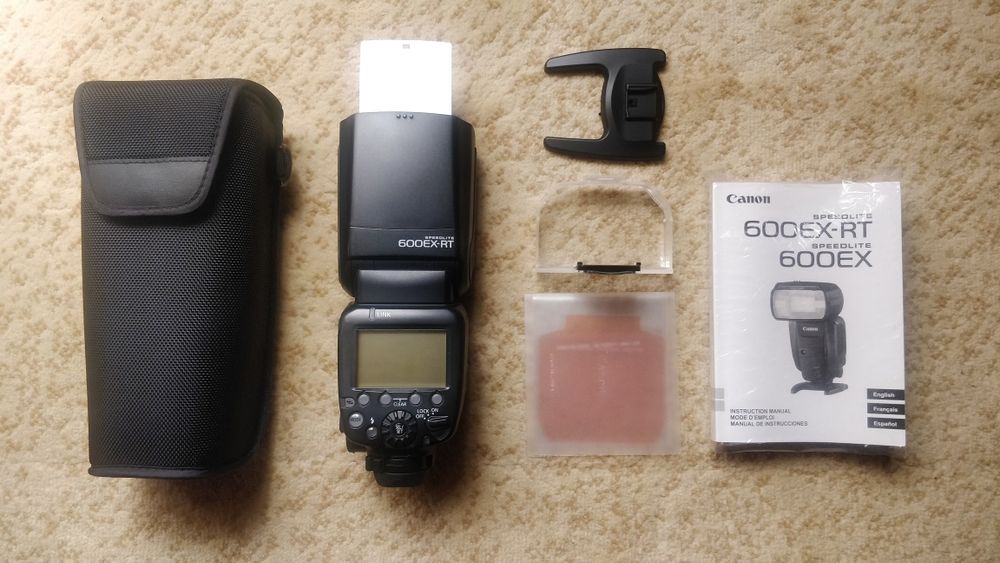 CANON 600EX-RT foto spichka yangi