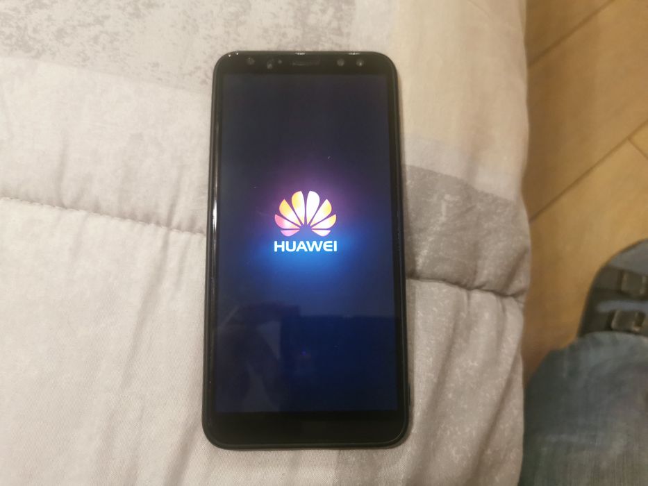 Телефон Huawei mate 10 lite