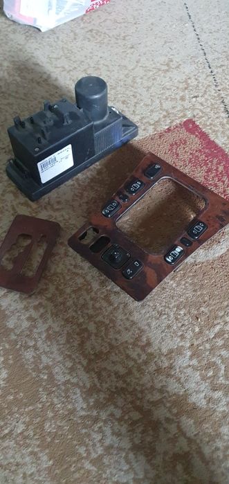 Продам от мерседеса 210 панельки и компрессор