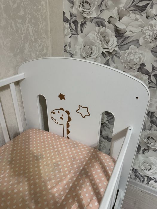 Манеж для ребенка, детская кровать