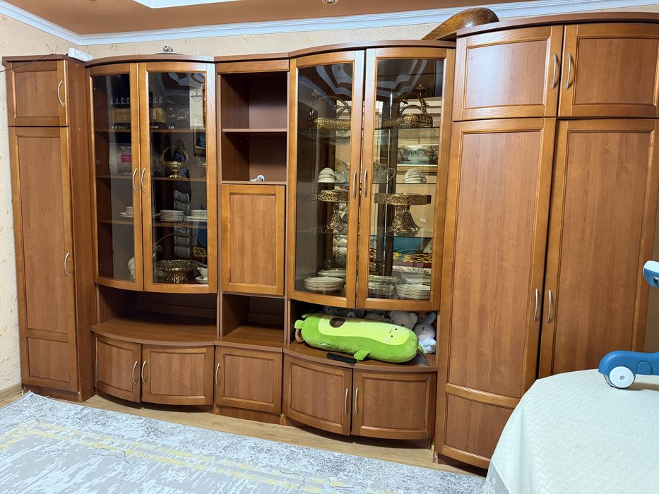 Шкаф для сервант