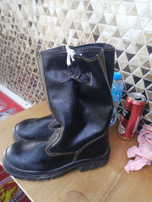 10мыннан спецобувь..