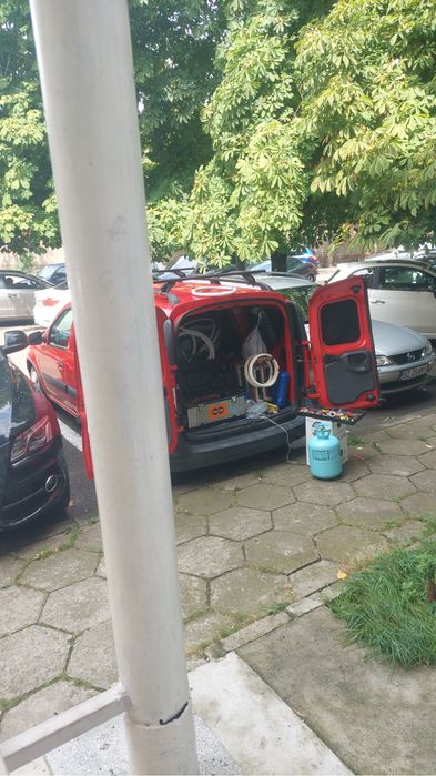 Firmă. Oferim montaj si mentenanță,  aparate de aer conditionat.