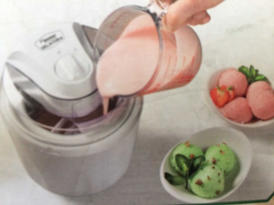 Нова машина за приготвяне на сладолед.