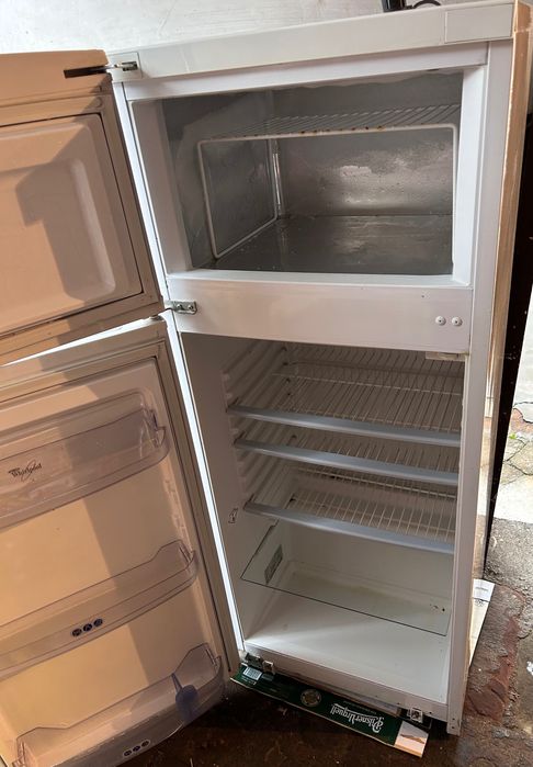 Хладилник Whirlpool