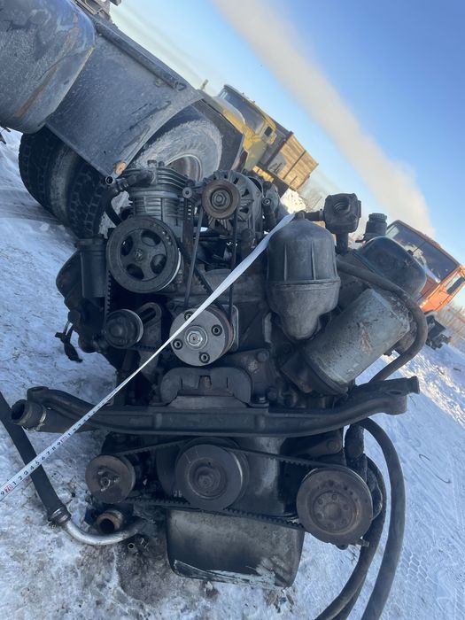 Дигатель МАЗ 238 8 цилиндр