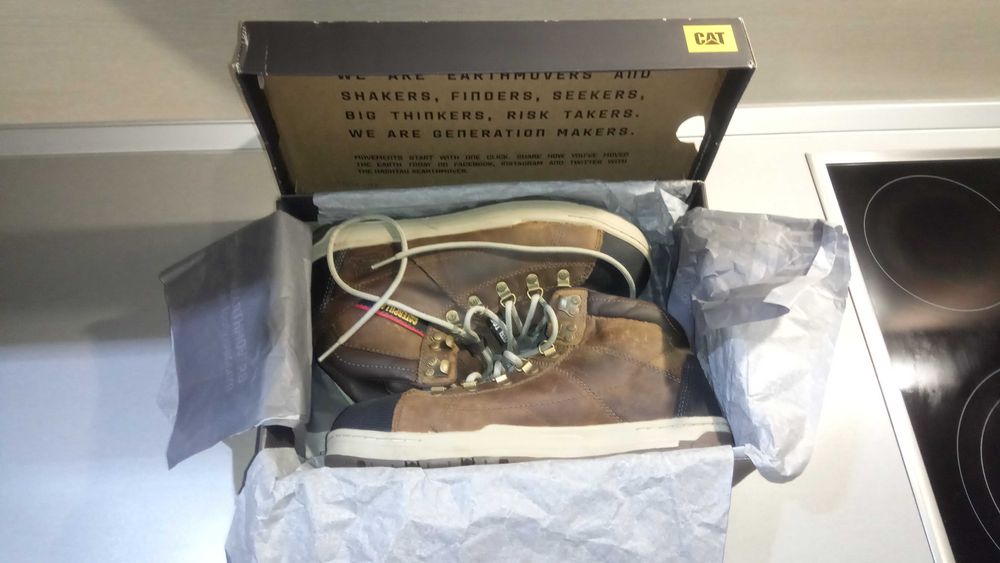 Мъжки туристически боти Caterpillar Cat