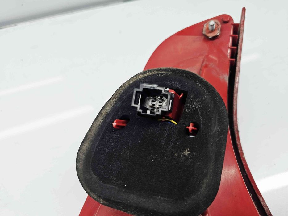 Stop haion dreapta Audi Q7 (4LB) [Fabr 2006-2014] Facelift 4L0945094F