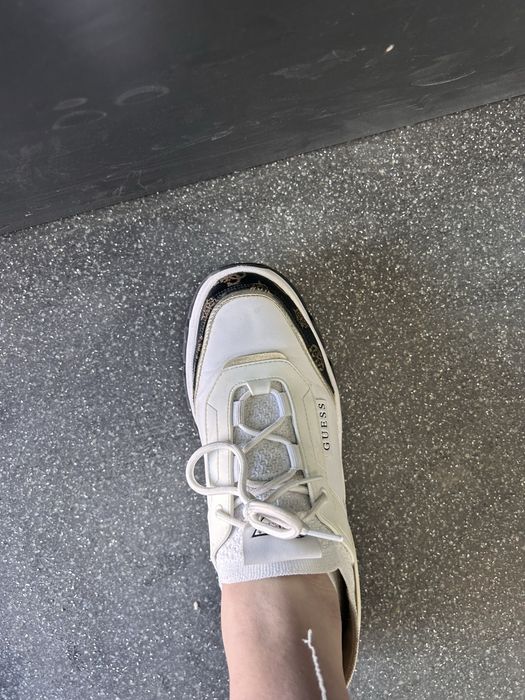 Ниски маратонки Guess
