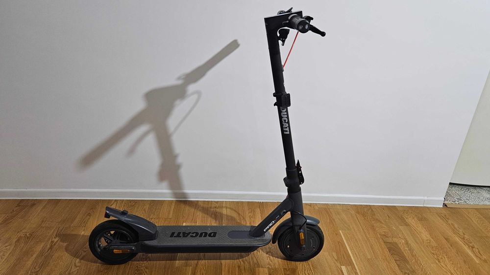 Trotineta electrica DUCATI Urban e-Mobility PRO-I EVO V3, 8.5 inch