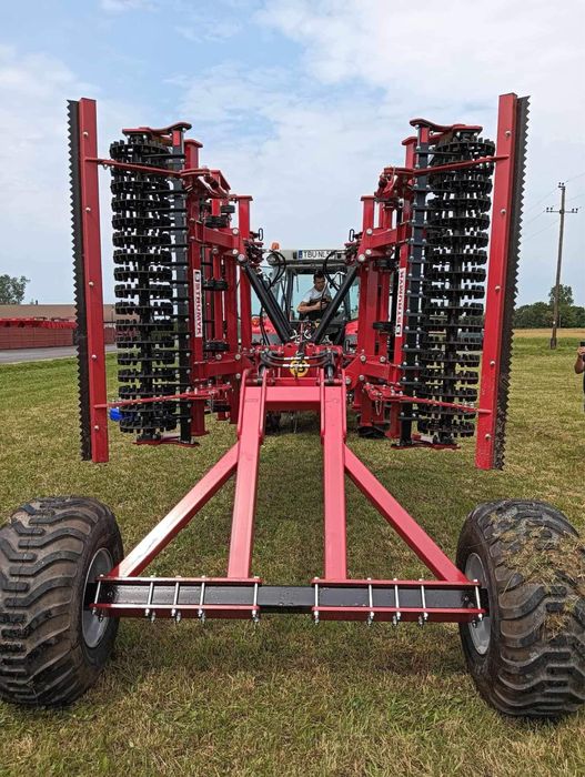Combinator compactor hidraulic 5 m 6m tractat Strumik Dej • OLX.ro