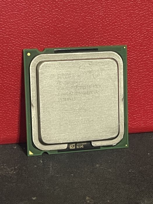 Intel Pentium 4 650 (SL7Z7) и Intel Pentium 4 531 (SL8HZ)