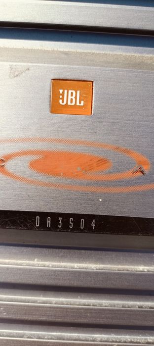 Stație amplificare auto JBL