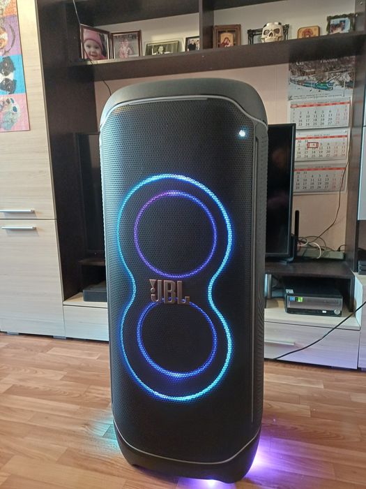JBL Partybox ultimate 1100 w