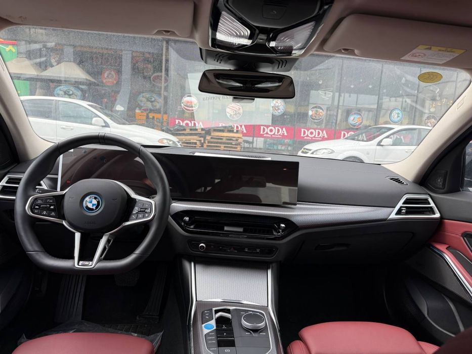 BMW i3 40L hayit sport 2024 yil restayling