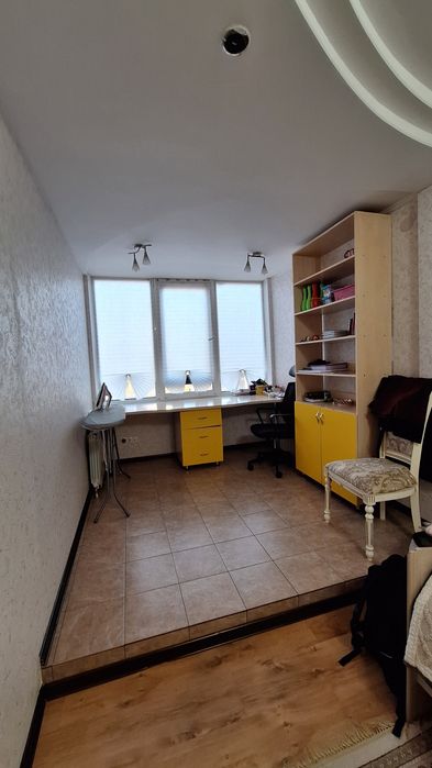 Продается 4комнатная квартира