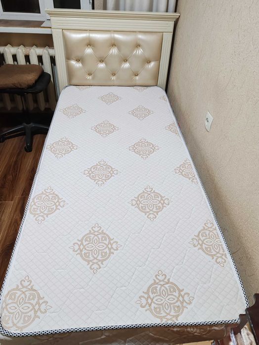 Кровать односпальная