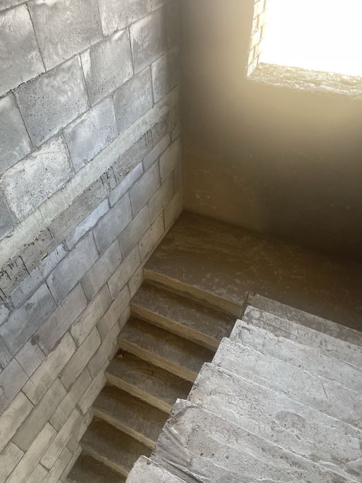 Продам дом 240 м2 на 15 сотках