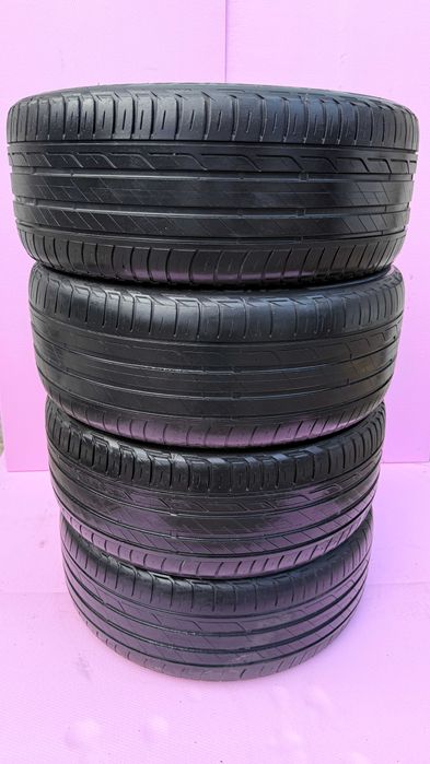 Vand set 4 anvelope de vara Bridgestone 225/45/17 foarte bune