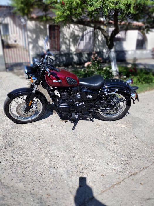 Vând Benelli Imperiale 400 2022