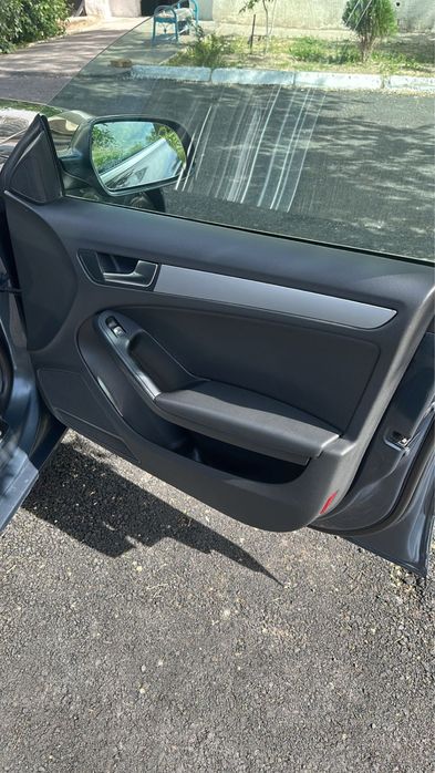 Audi a5 в хорошом состояний срочно