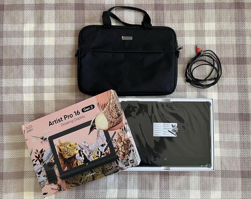 Tabletă grafică Xp-Pen Artist 16 Pro (Gen 2)-ca nouă, accesorii extra